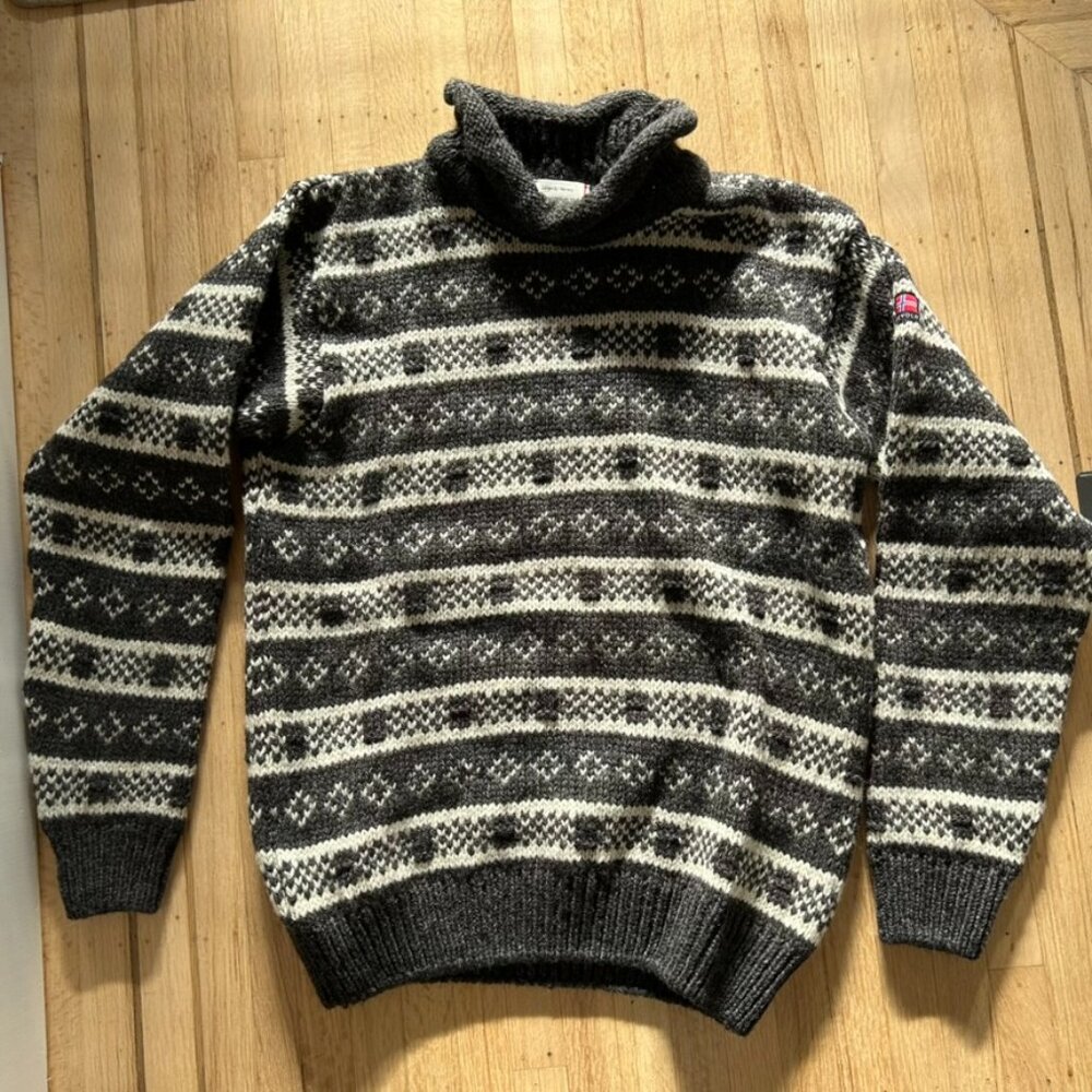 Devold of Norway Alnes Wool Roll Neck sweater